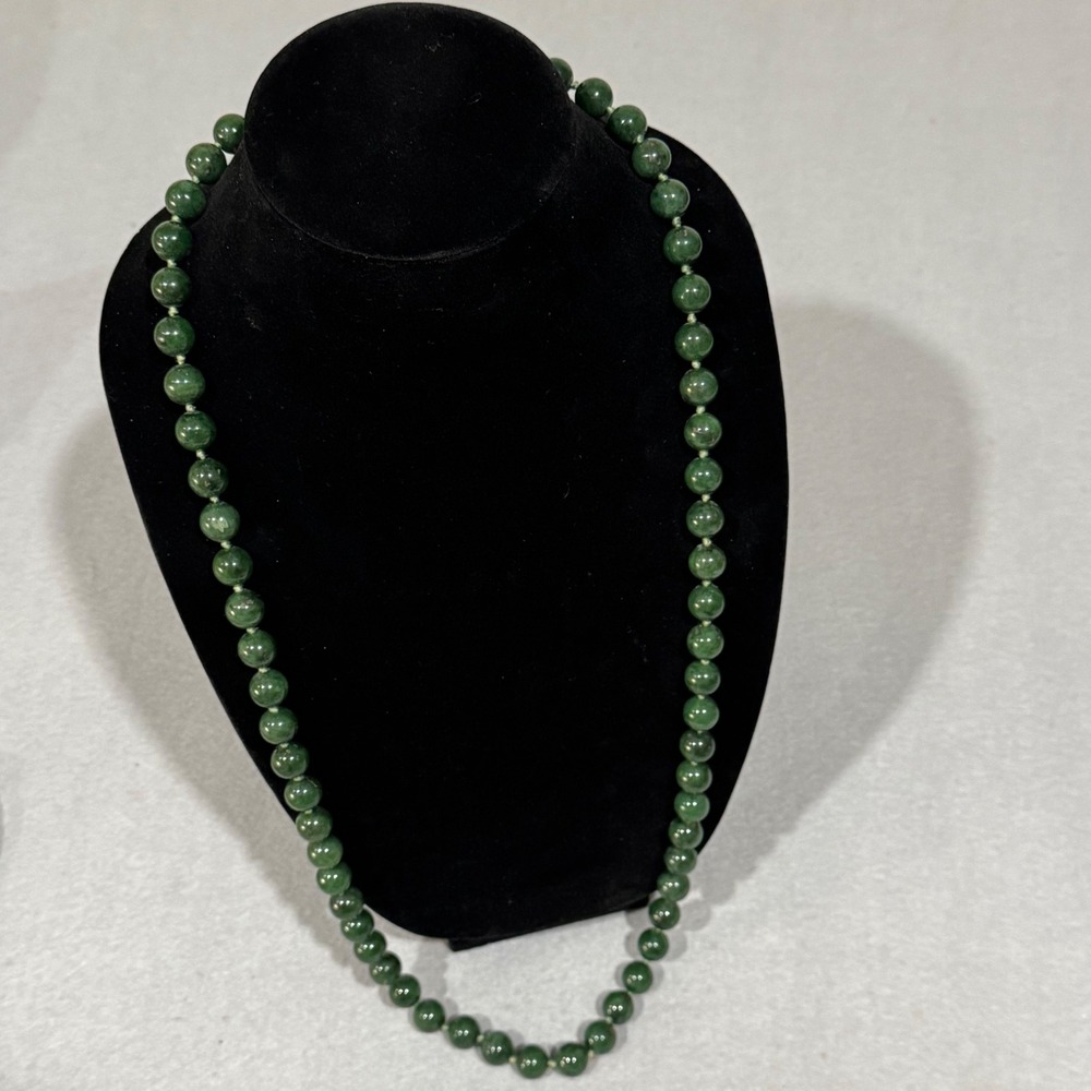 Vintage Chinese Export Jade Necklace Women Green Hand Knotted 32 Inch Beads 188g